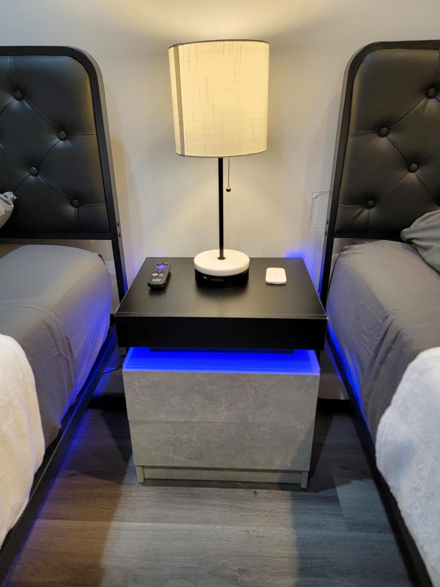 2 Bedroom Apartment1 Mile South From The Hollywood Walk Of Fame And Hollywood Sign Los Ángeles